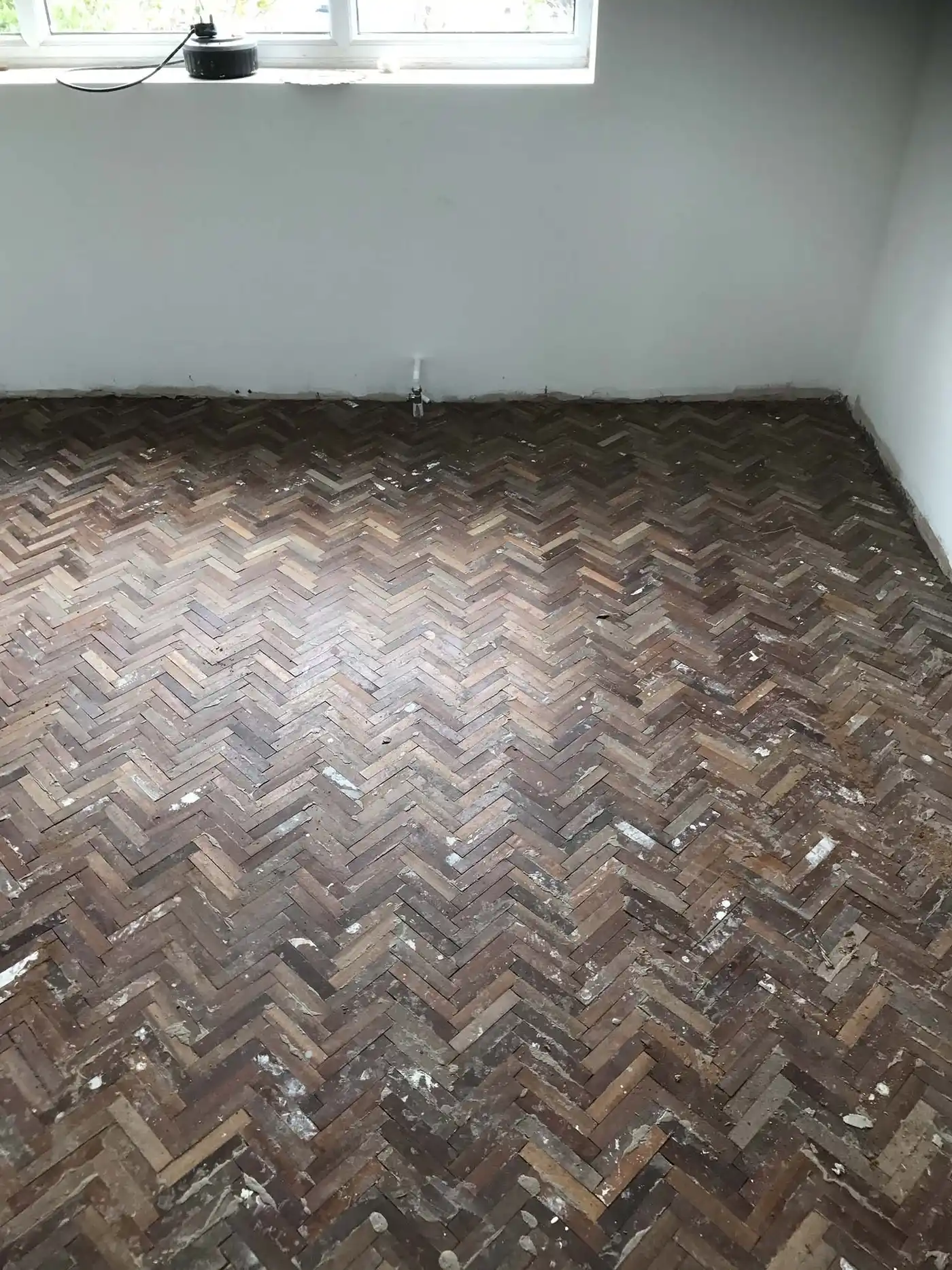 Wood floor sanding