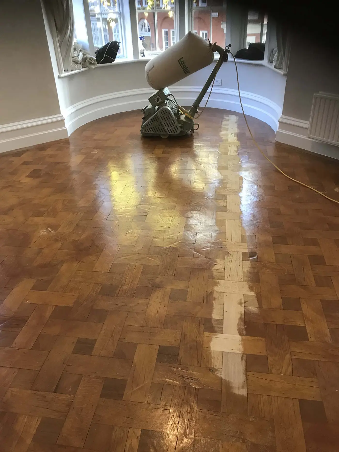 Wood floor polish
