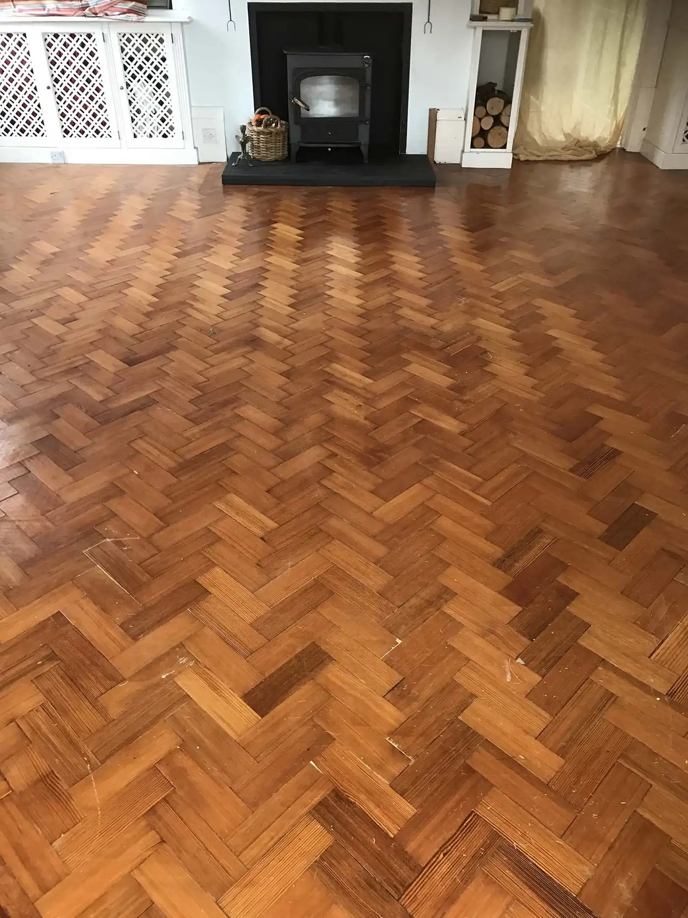 Wood floor sanding