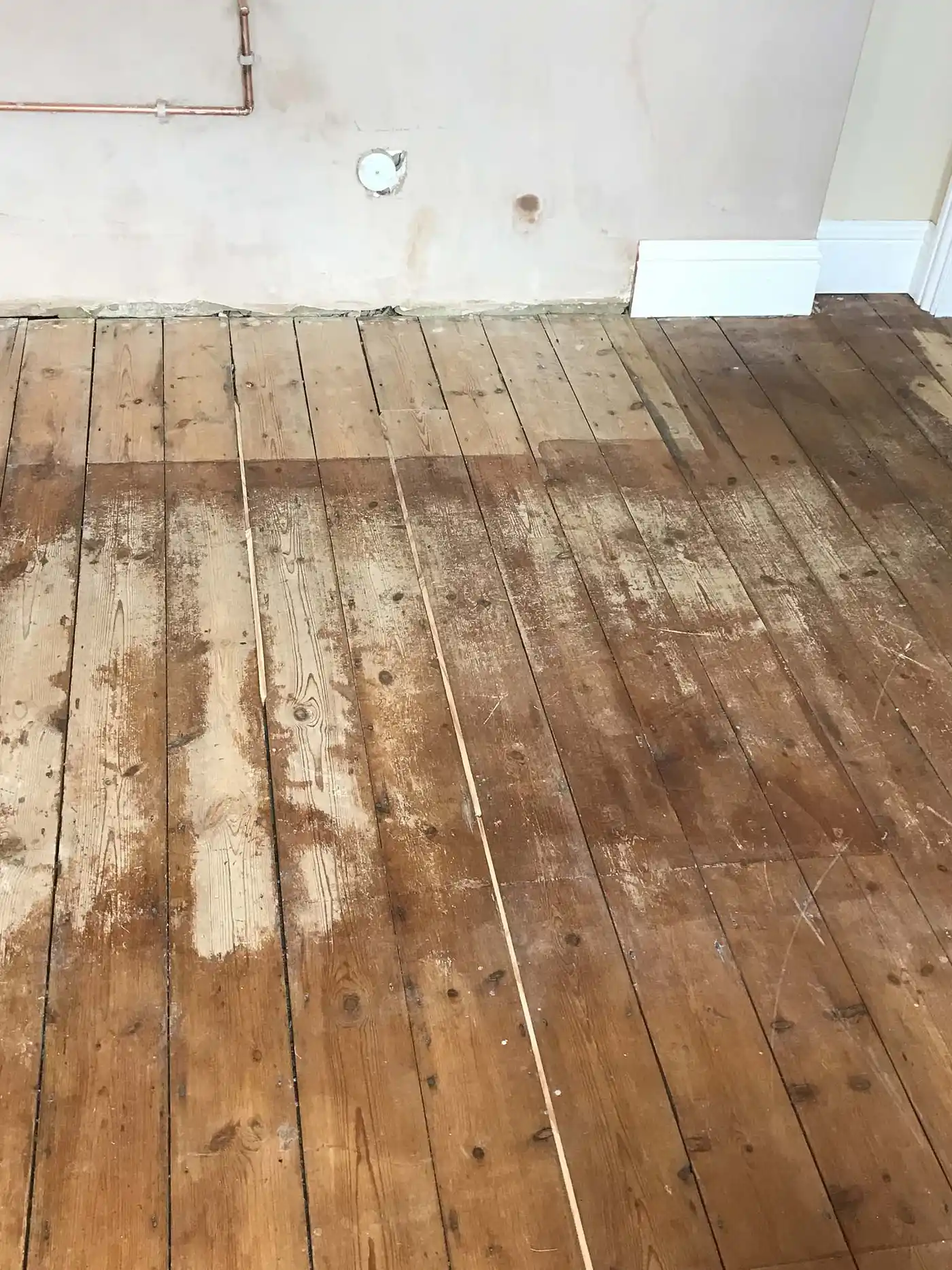 Wood floor sanding