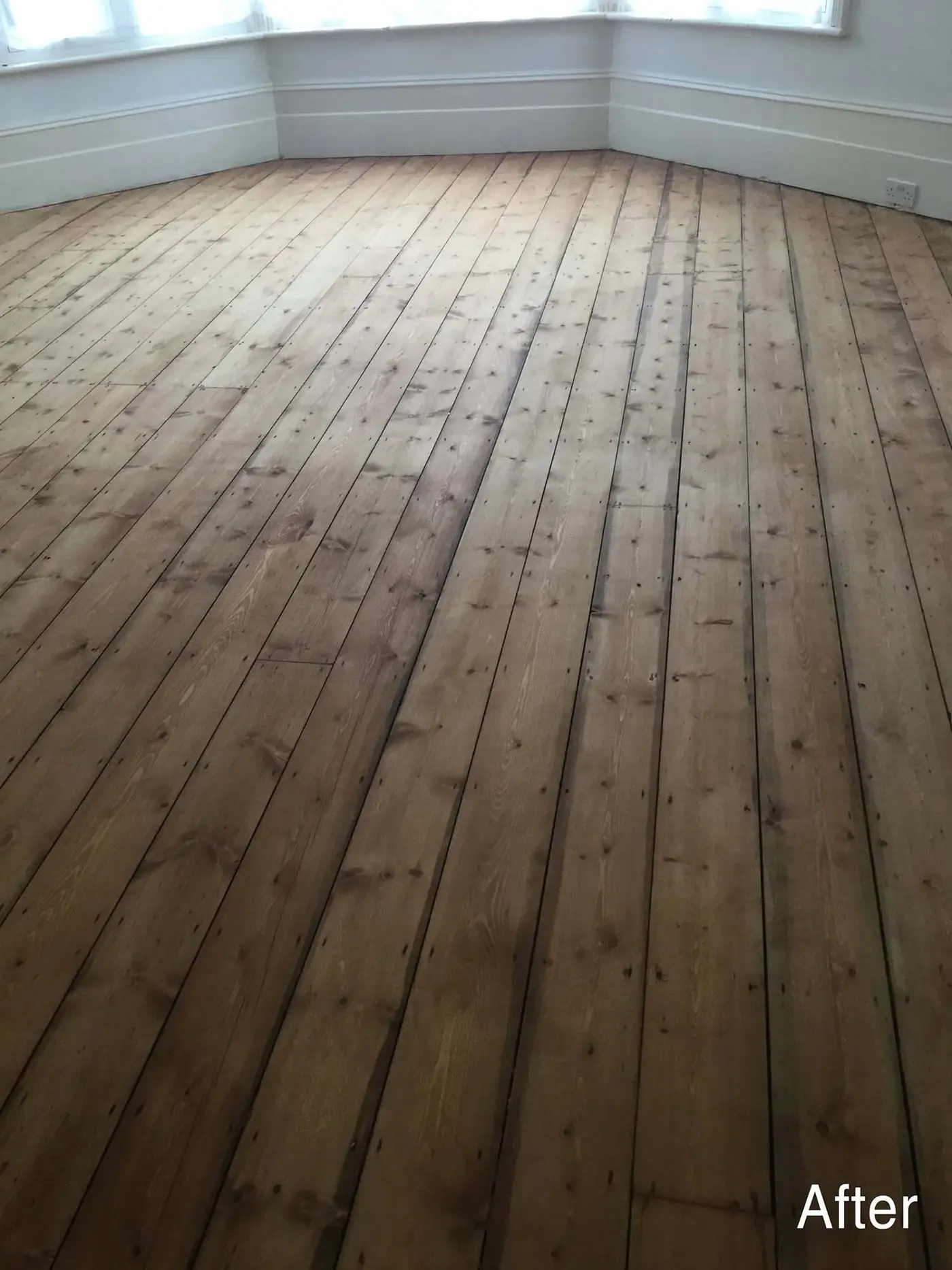 Wood floor sanding